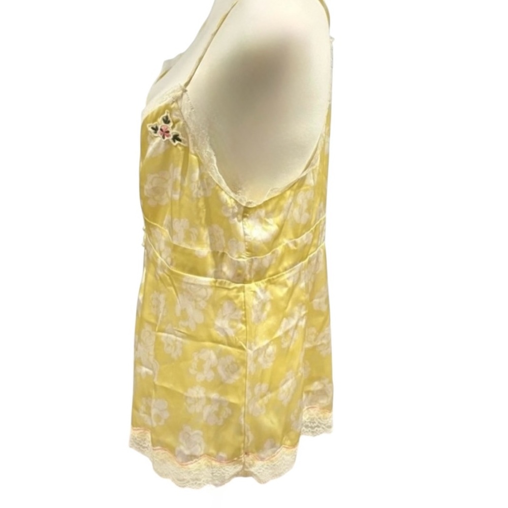 Free People Night Special Cami in Lemon Custard Combo Silky Lace Floral Sz M NWT - Picture 7 of 10